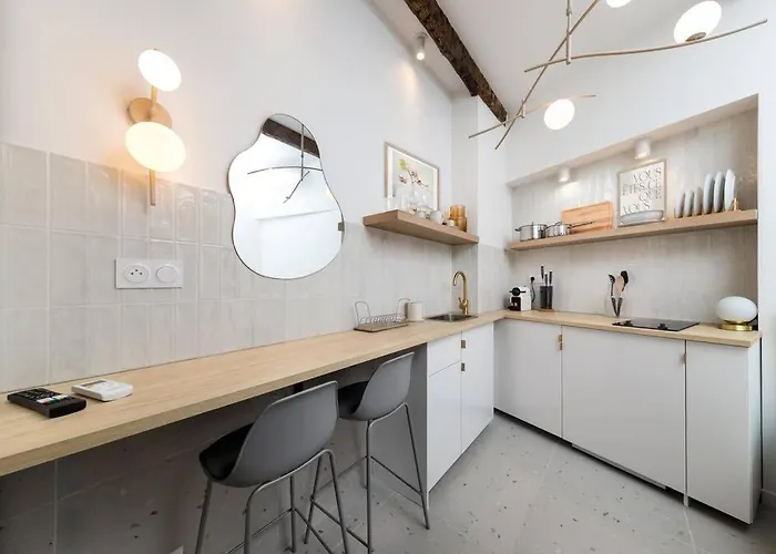 Unique Old Town Designer Appartement