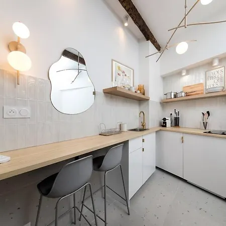 Unique Old Town Designer Apartamento